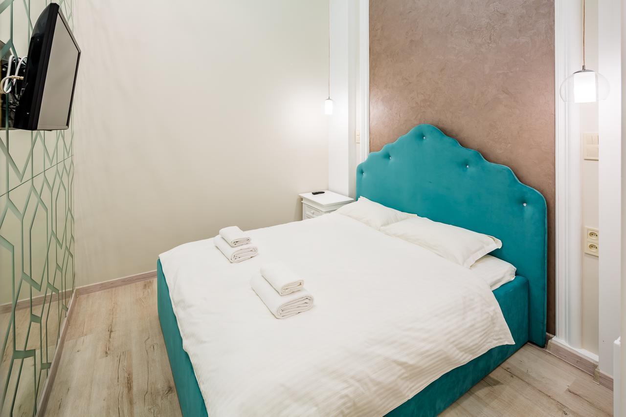 Leogrand Deluxe Apartments On Doroshenka 17 Lviv Exteriör bild
